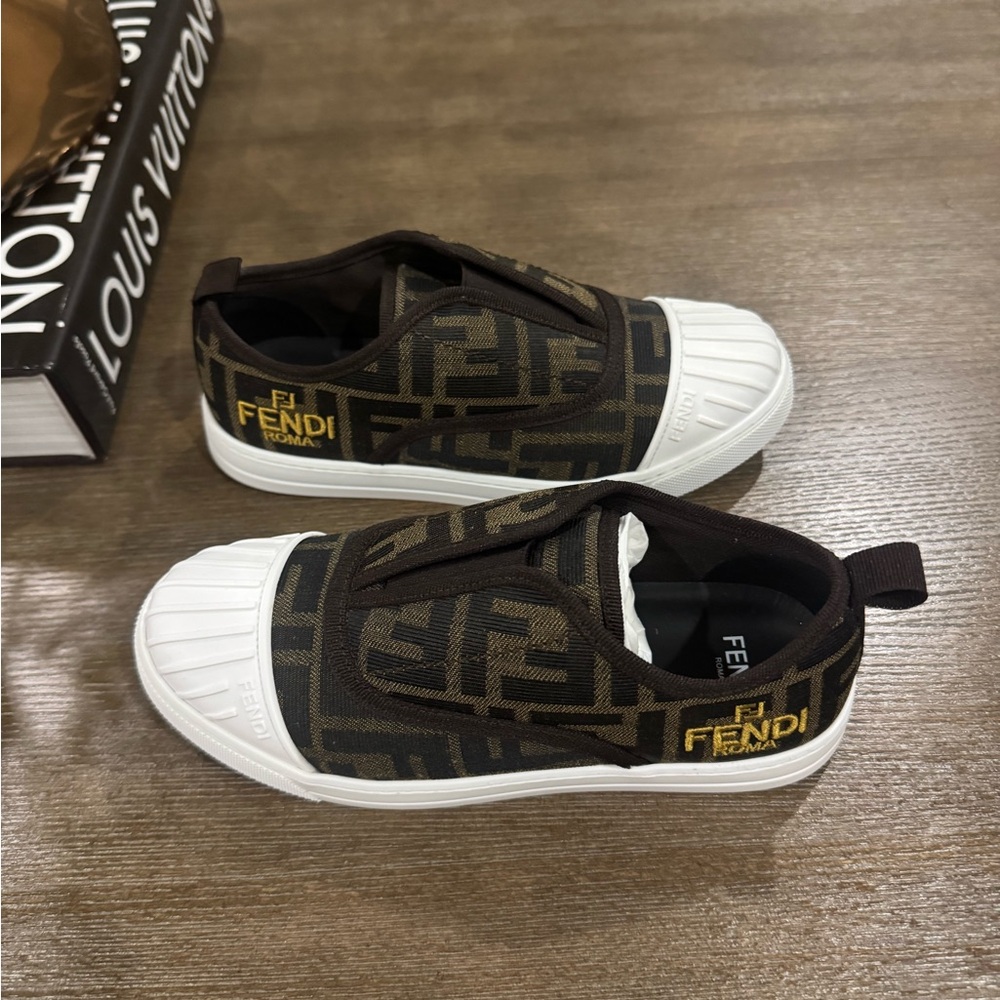 Fendi Kids Brown and White Slip-On Sneakers 32 NWT